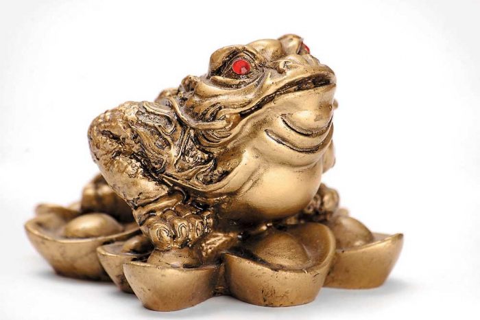 Трехлапая жаба – символ богатства и крепкого здоровья