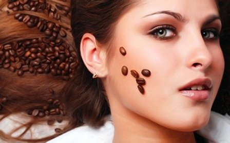 Косметологи рассказали, как кофе влияет на состояние кожи