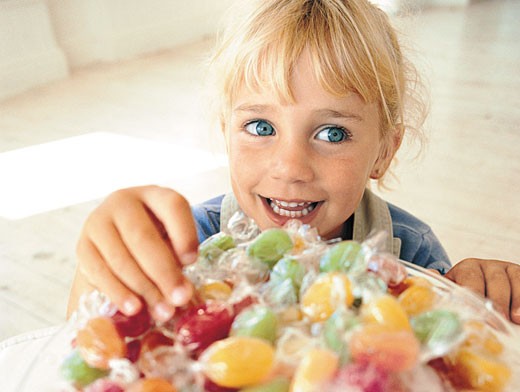 Сахар: вред или польза для ребенка?